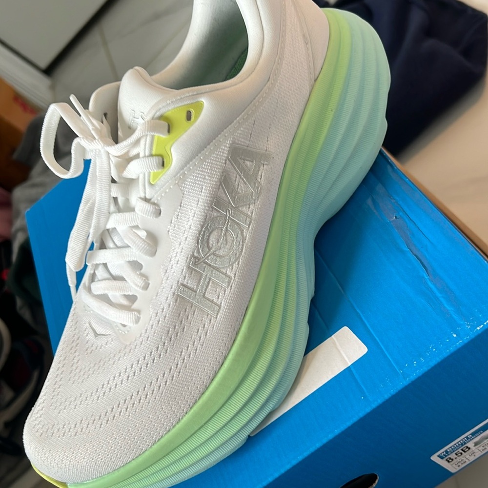 Worn once Hoka Bondi 8